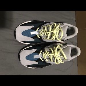 Yeezy 700 wave runner